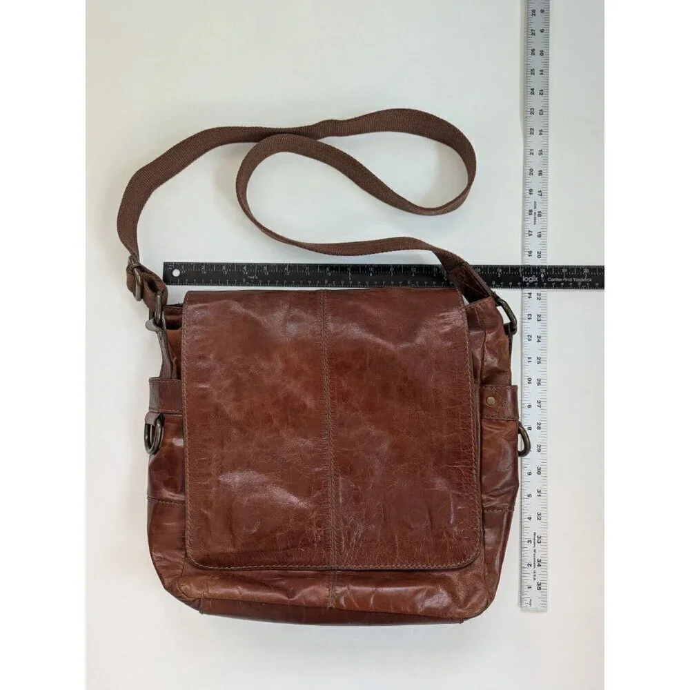 Fossil Vintage Brown Leather Crossbody Satchel Bag